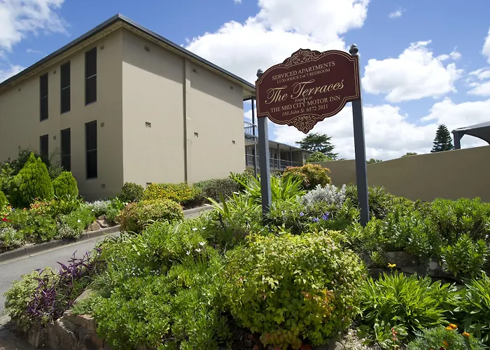 Mid City Motor Inn