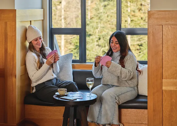 Pan Pacific Whistler Mountainside Hotel