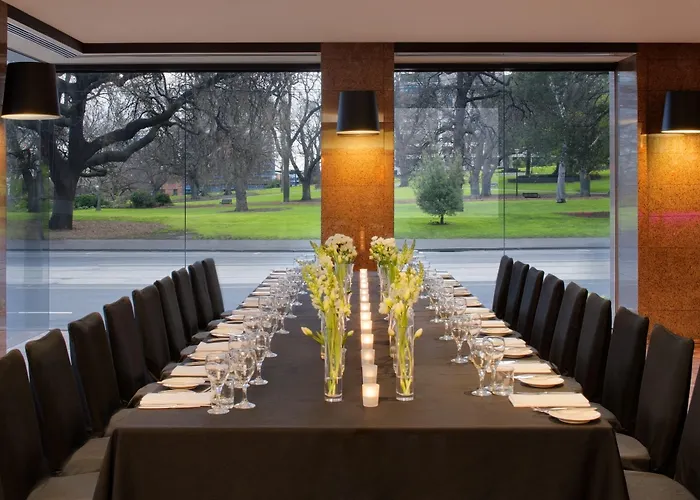 Flagstaff Gardens