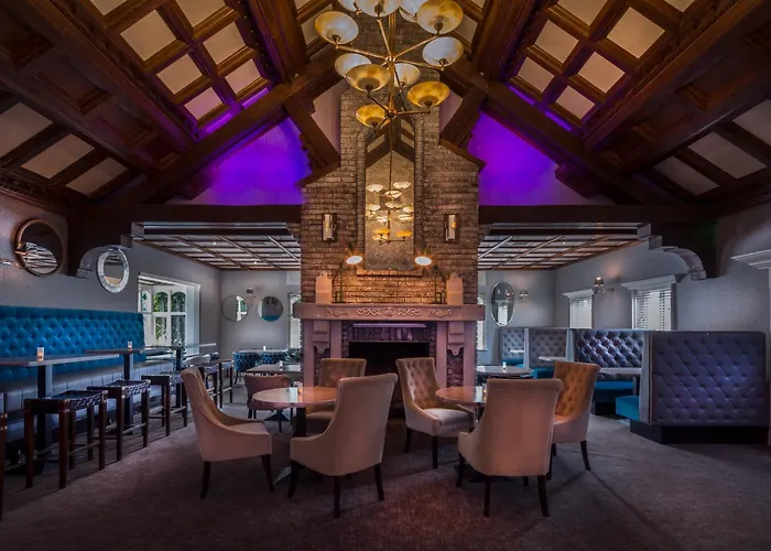 Treacys Oakwood Hotel, Shannon