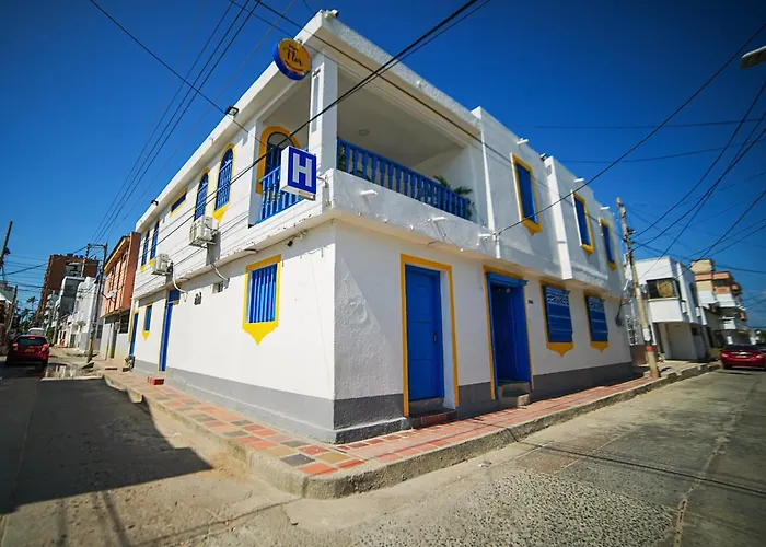 Casa Flor Hostel & Drinks