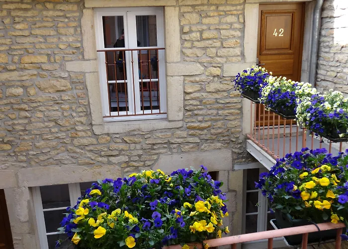 Logis Hotel de La Cloche
