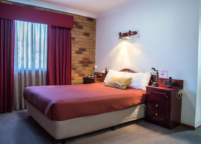 Narrandera Club Motor Inn