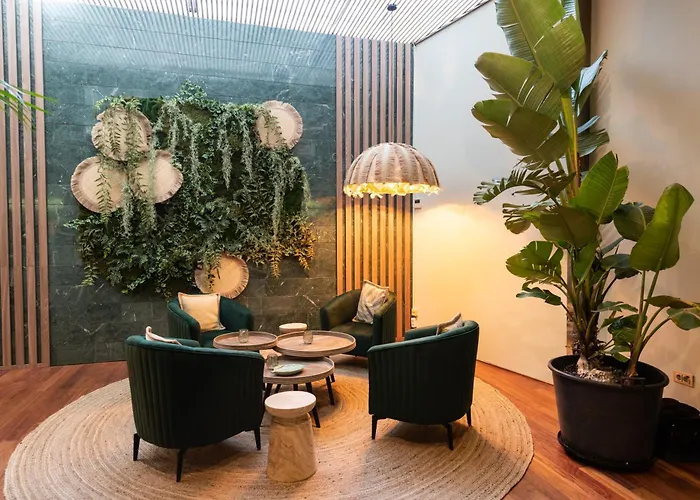 Aparthotel Atenea