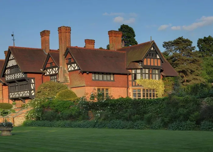 Best Western Plus Grim'S Dyke Hotel