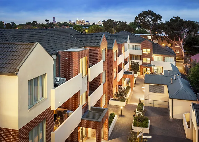 Mainstay Suites Kew