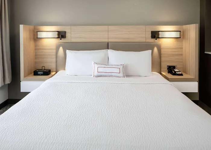Sonesta Select Seattle Renton Suites