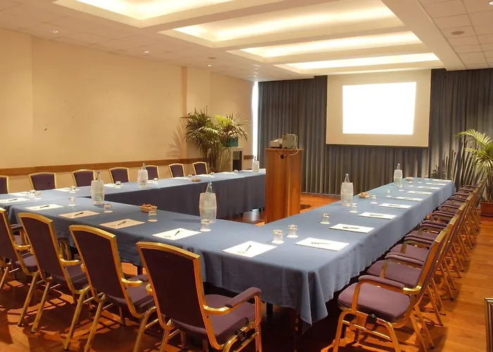 Best Western Globus City