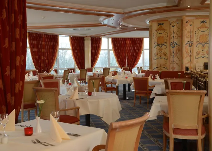 The Monarch Hotel