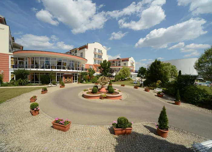 The Monarch Hotel