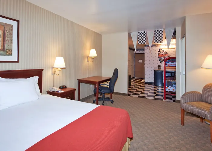 Holiday Inn Express Hotel And Suites - Henderson By Ihg