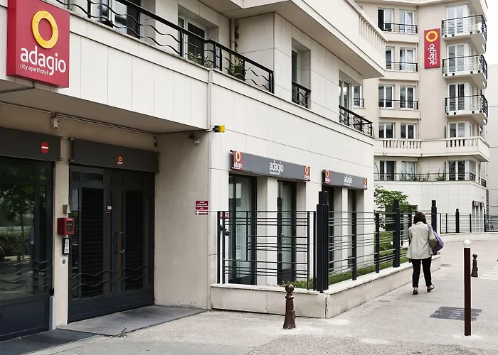 Aparthotel Adagio Paris Porte De Versailles Issy-les-Moulineaux