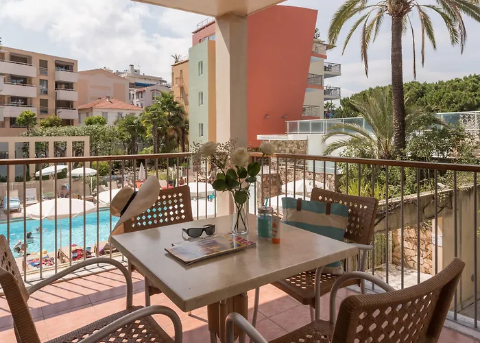 Résidence Pierre&Vacances Premium Port Prestige Antibes