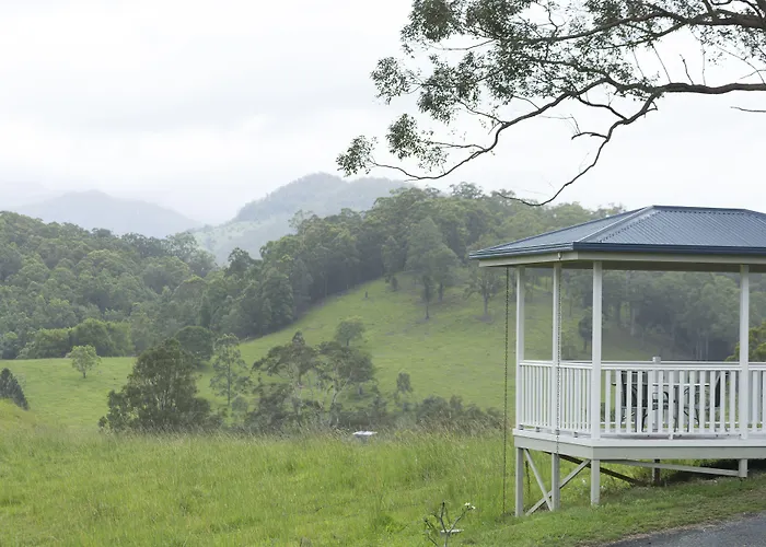 Hillcrest Mountain View Retreat