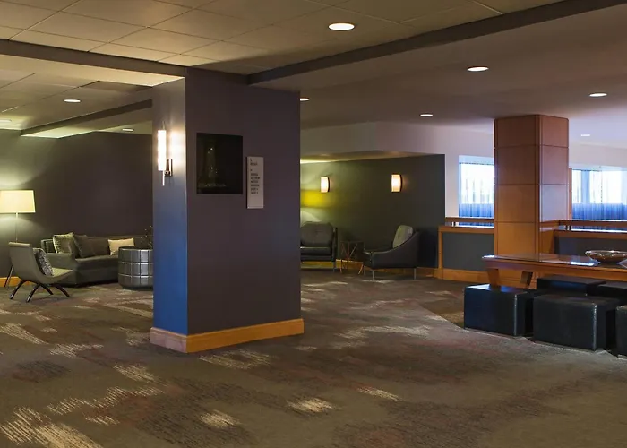 Renaissance Chicago O'Hare Suites