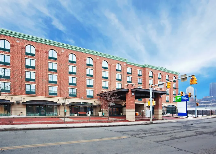 Holiday Inn Express & Suites -South Side By Ihg