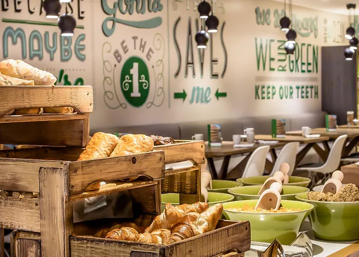 Holiday Inn Camden Lock By Ihg