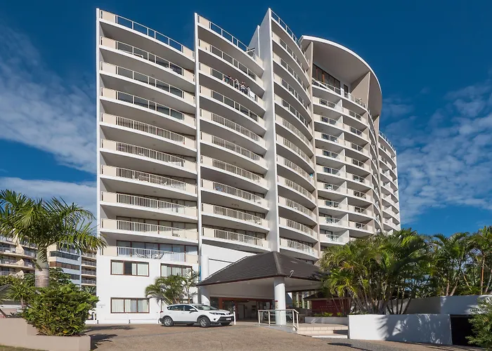 Broadbeach Savannah Resort