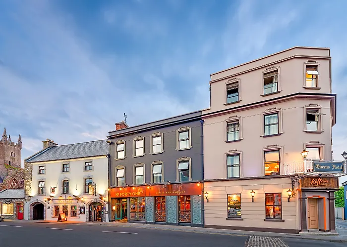 Queens Hotel