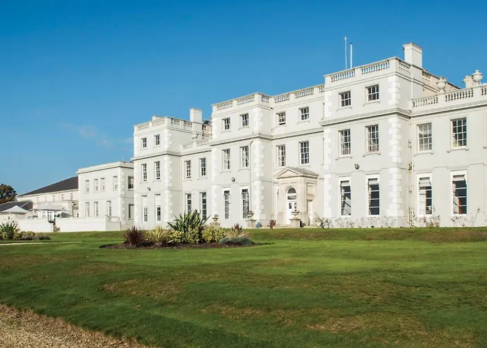De Vere Wokefield Estate Reading