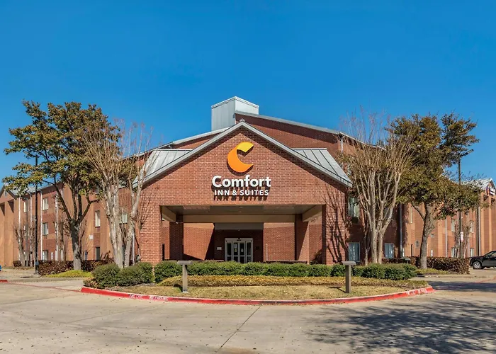 Comfort Inn & Suites North Dallas-Addison