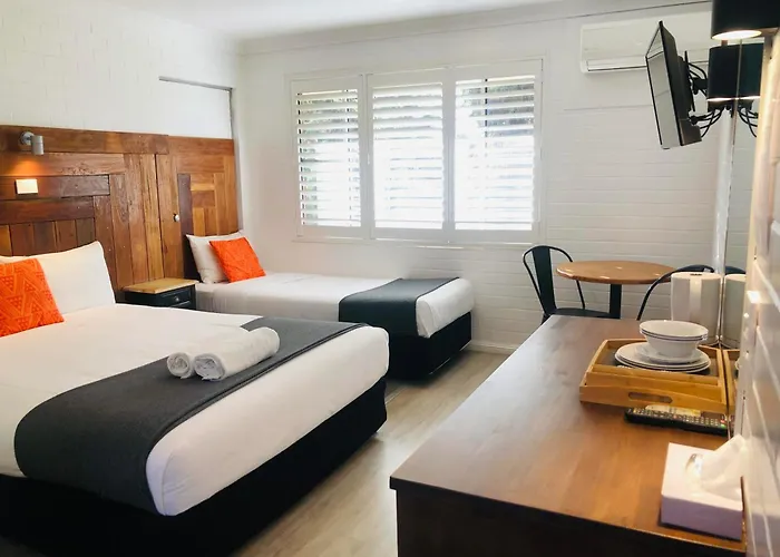 Pleasant Way River Lodge