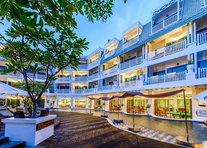 Andaman Seaview, Karon Beach - SHA Plus