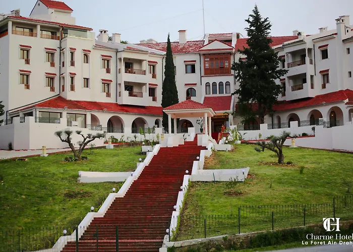 Charme Hotel La Foret Aïn Draham
