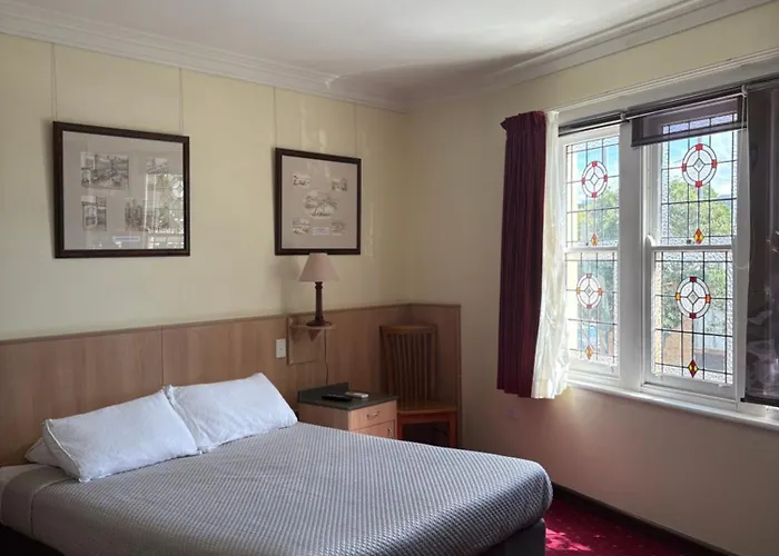 Boyles Hotel Sutherland