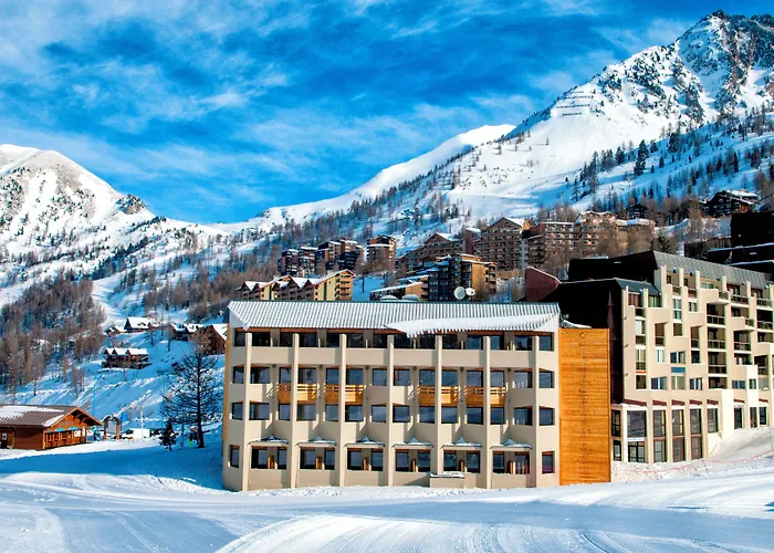 Sowell Residences New Chastillon Isola 2000