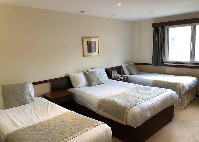 Arden Hotel And Leisure Club