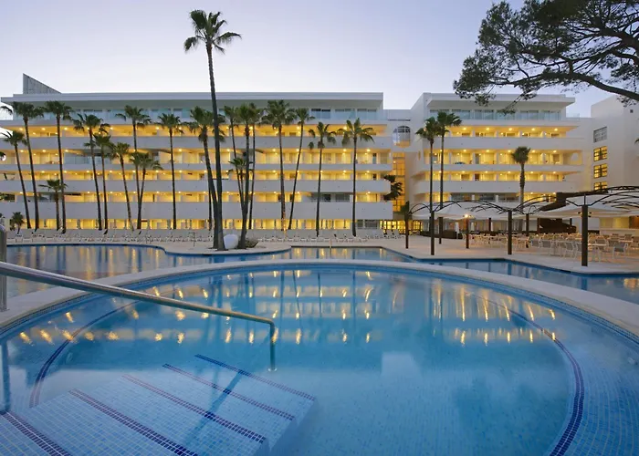 Iberostar Waves Cristina Hotel Playa de Palma 