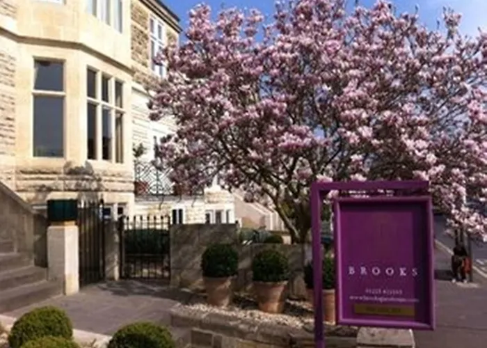 Brooks Guesthouse Bath