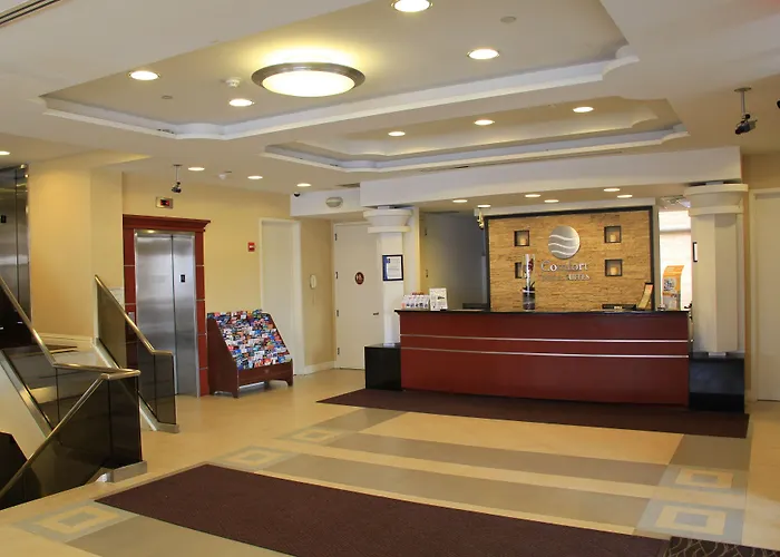 Comfort Inn & Suites Laguardia Airport