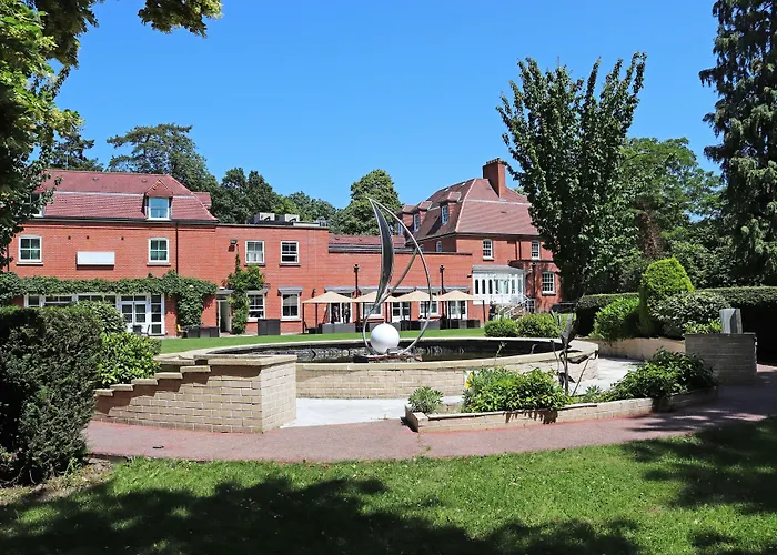 The Pinewood Hotel Slough