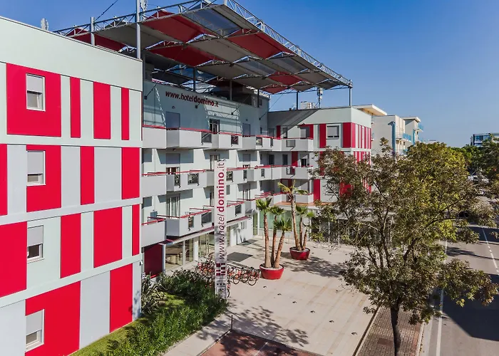 Domino Suite Hotel & Residence