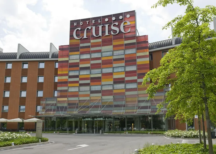 Hotel Cruise Lucino
