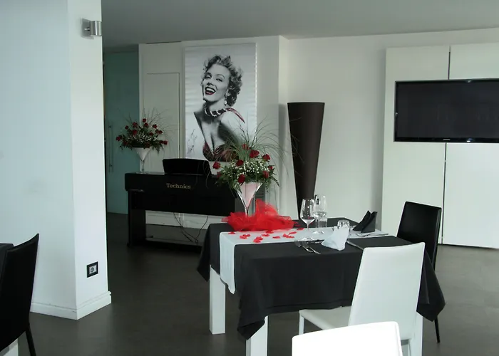 Hotel Quadrifoglio Castello di Cisterna