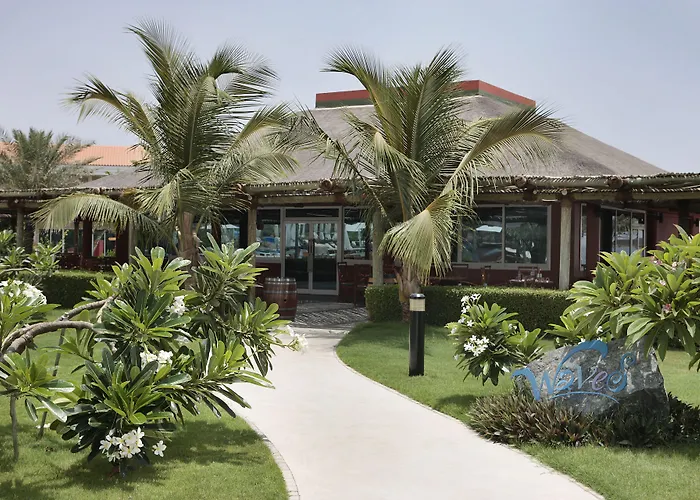 Fujairah Rotana Resort&Spa - Al Aqah Beach