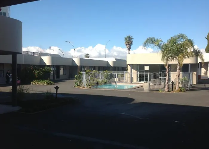 Durham Court Motor Inn Tauranga