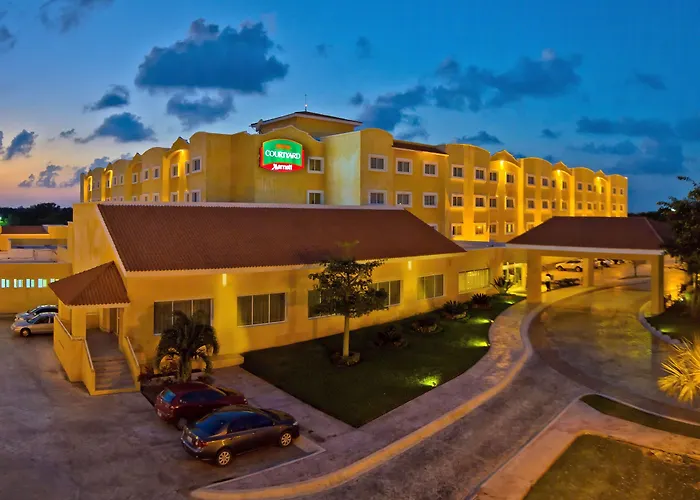 Courtyard By Marriott Cancun Airport Alfredo V. Bonfil