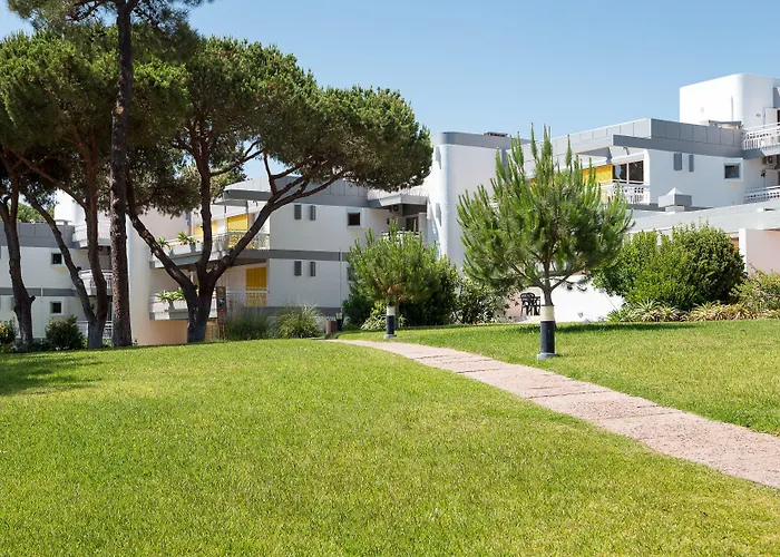 Apartamentos Turisticos Pinhal Da Marina Vilamoura