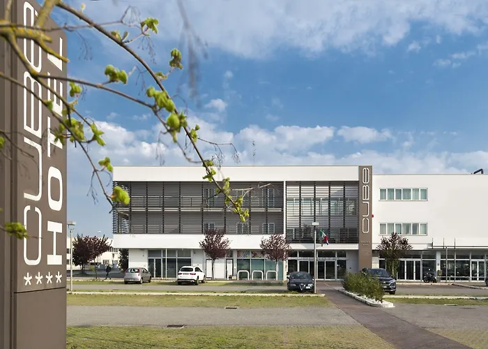 Hotel Cube Ravenna
