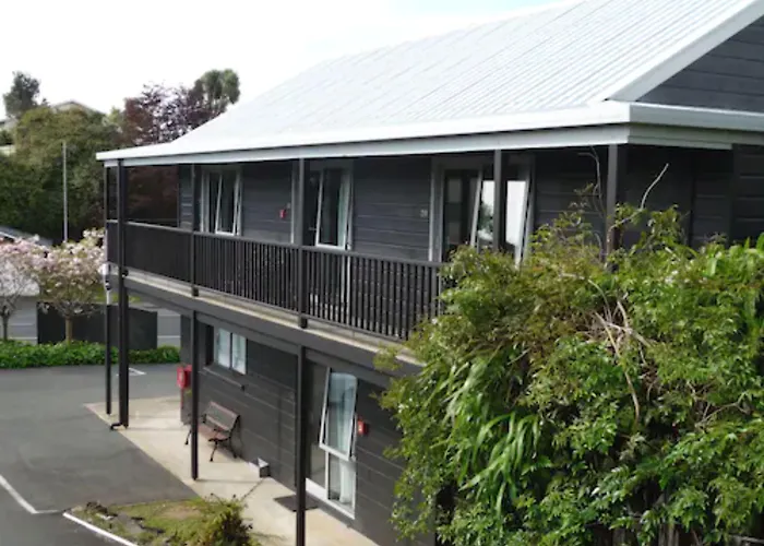 16 Northgate Motor Lodge