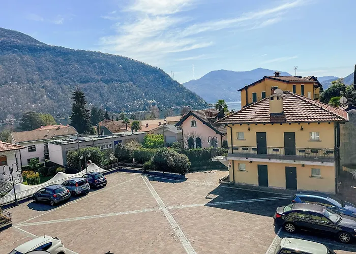 Caroline Hotel Brusimpiano