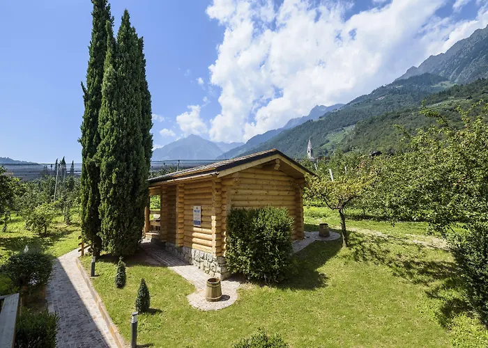 Ruster Resort
