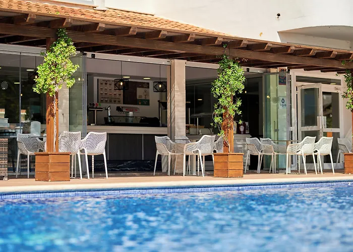 Aluasun Continental Park Hotel & Apartments Playa de Muro 