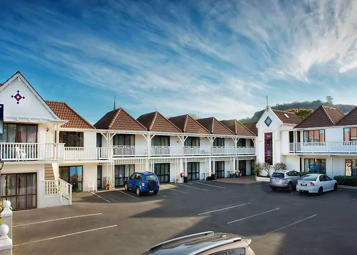 Cable Court Motel