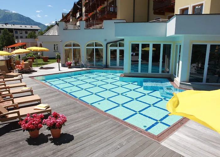 Superior Sport Und Familienresort Alpenblick Zell am See
