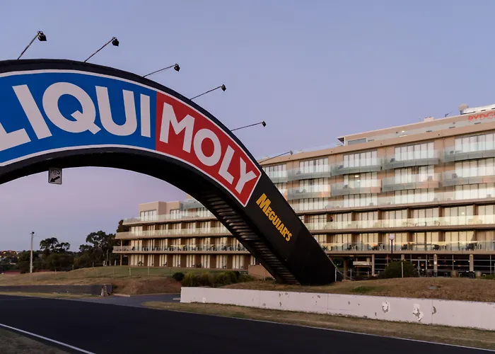 Rydges Mount Panorama Bathurst